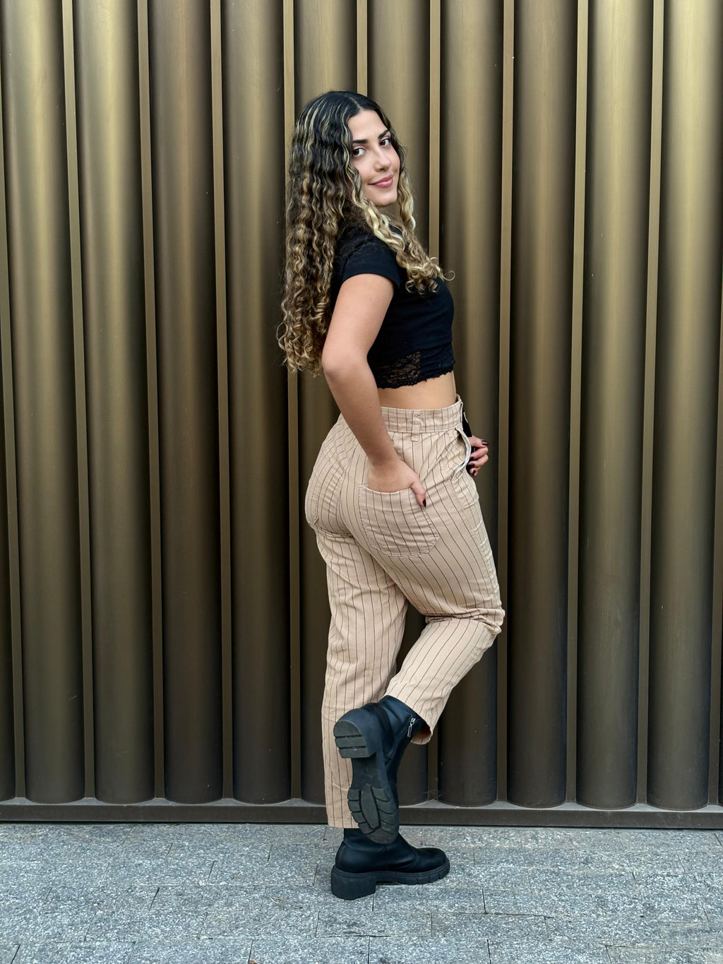 Calça beggy - Listrada Bege