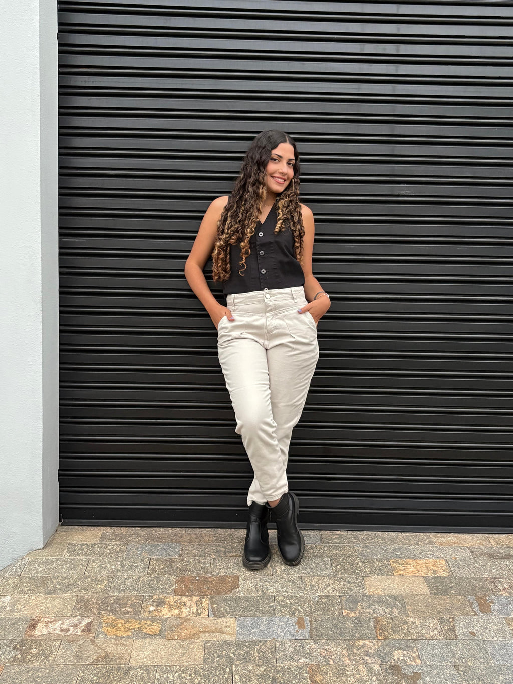 Calça Cenoura - Areia