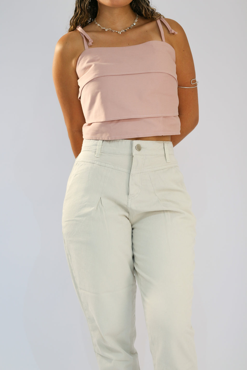 Calça Cenoura Off White