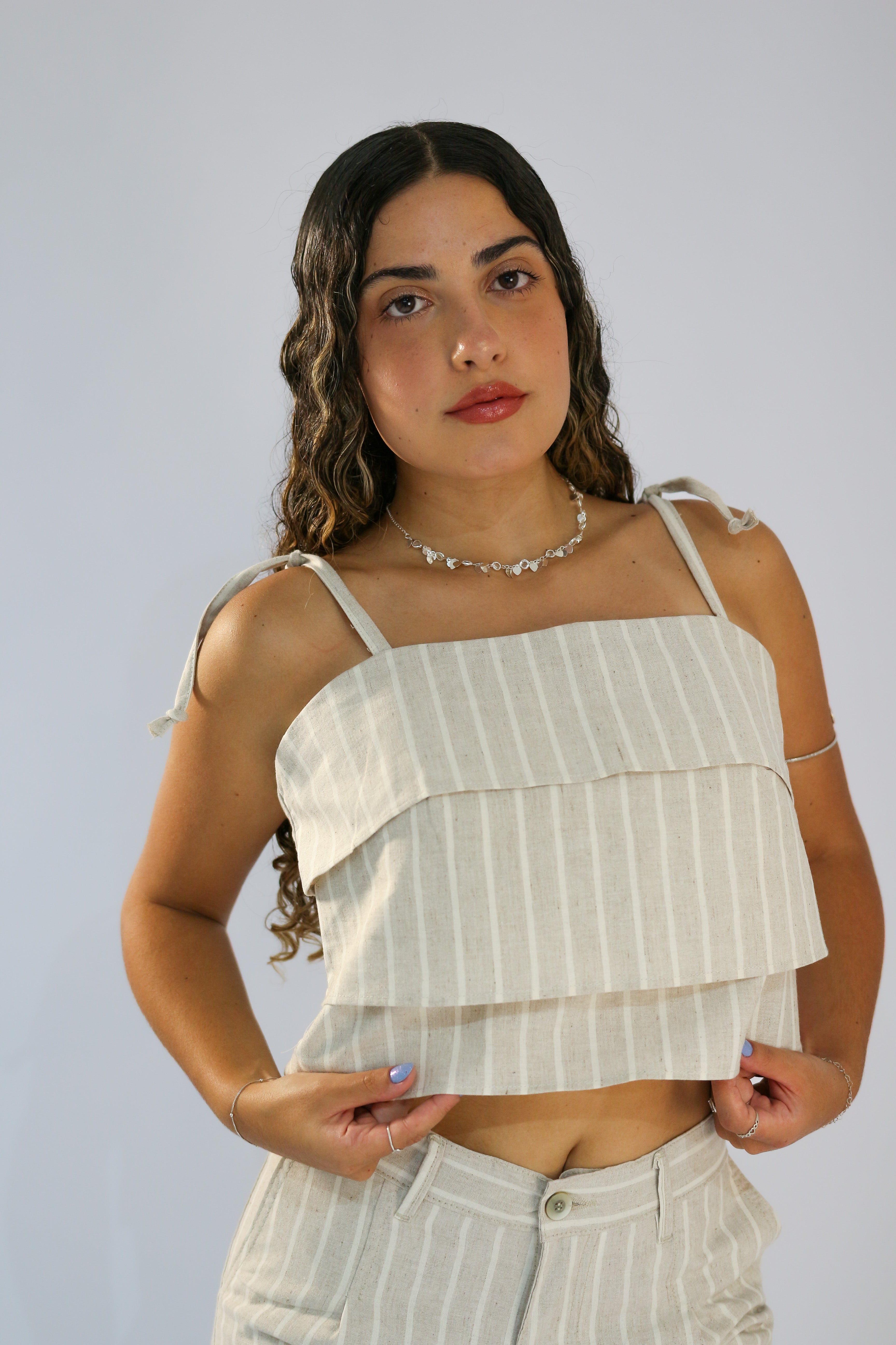 Cropped Alfaiataria Palha Com Branco