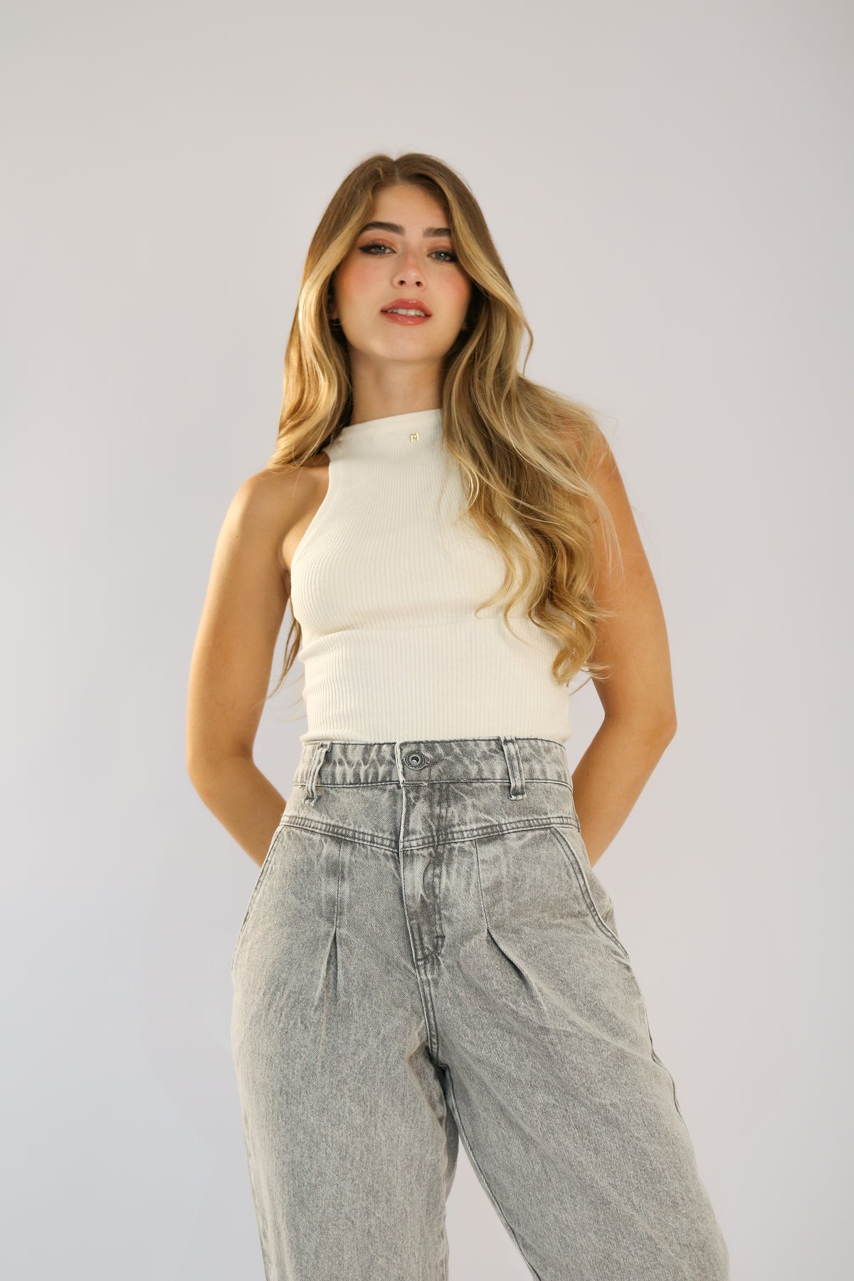 Calça Cenoura Jeans Marmorizado