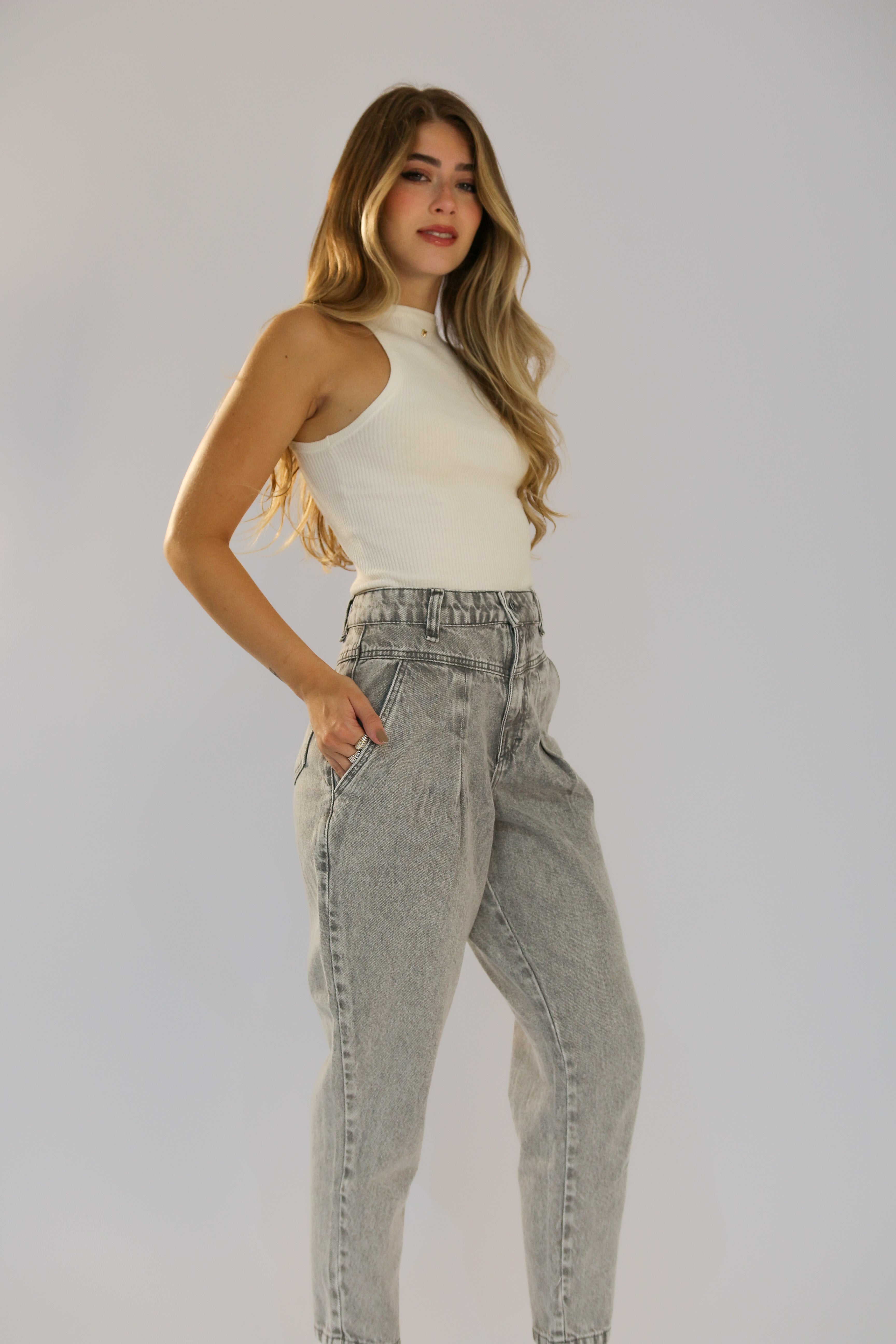 Calça Cenoura Jeans Marmorizado