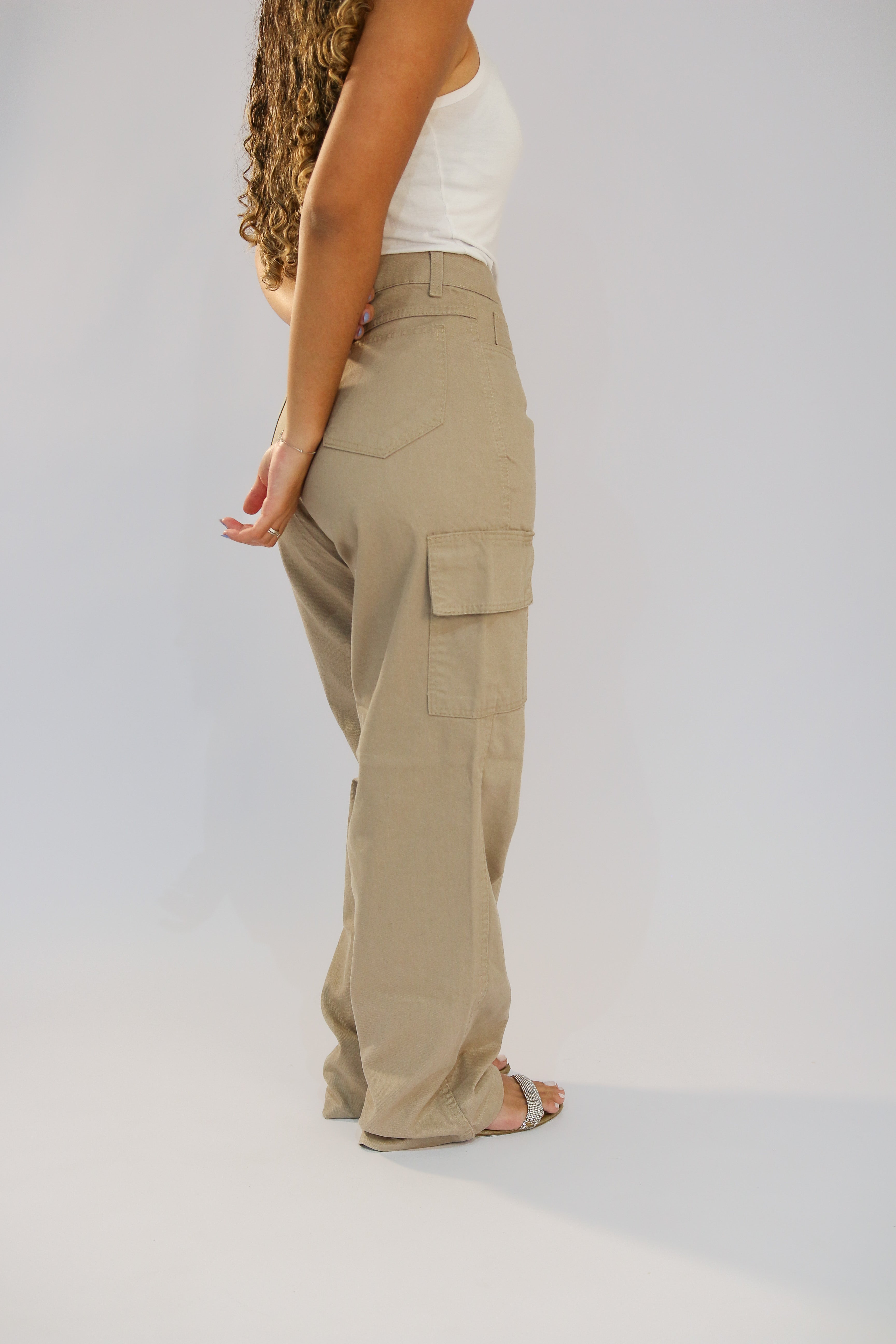 Calça Wide Leg Cargo Cáqui