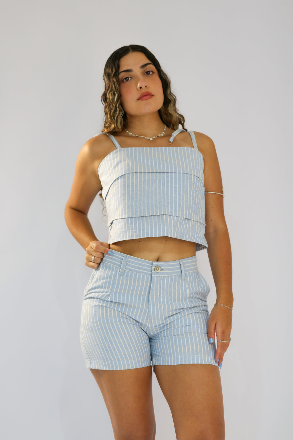 Cropped Alfaiataria Azul com Branco