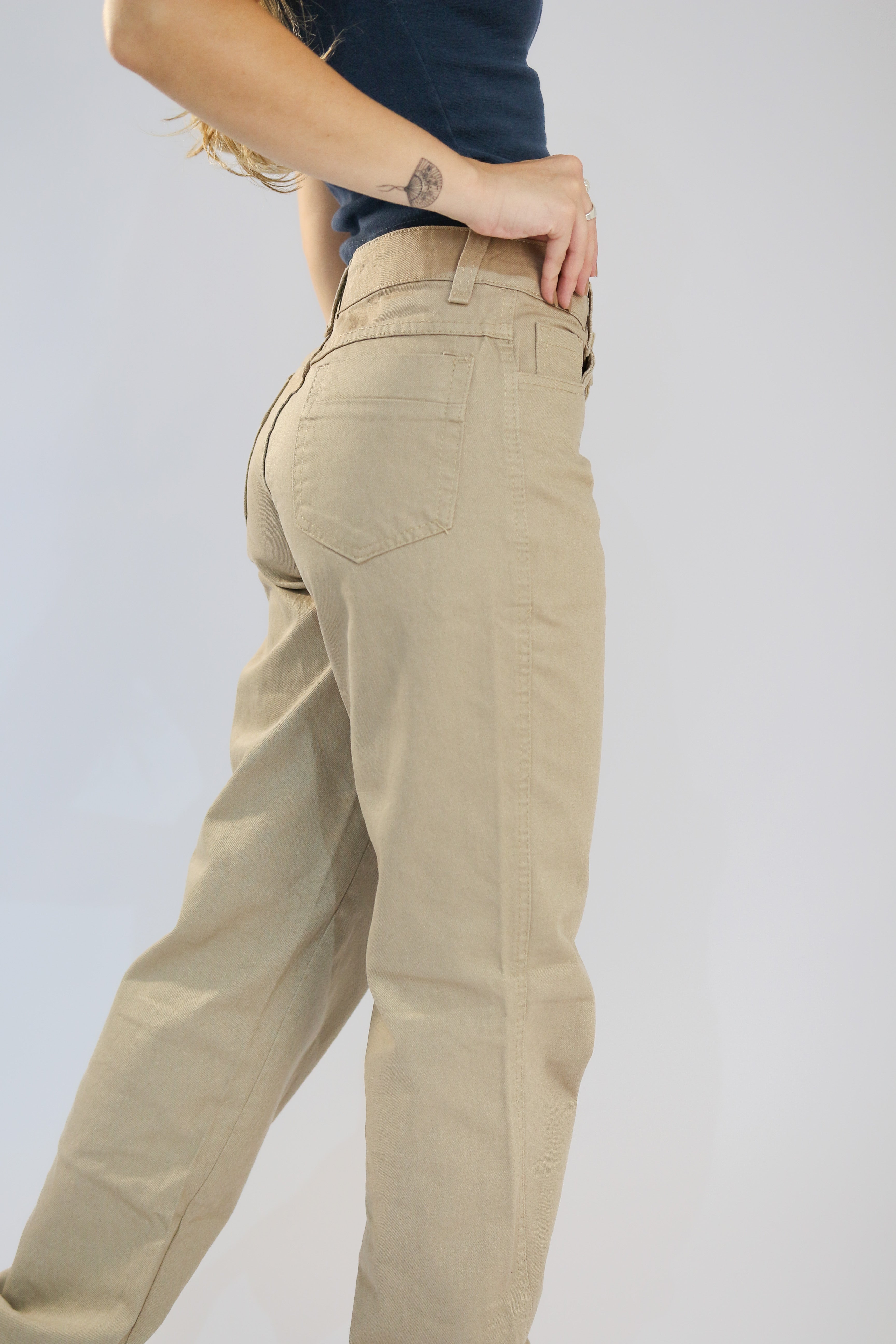 Calça Wide Leg Clássica Cáqui