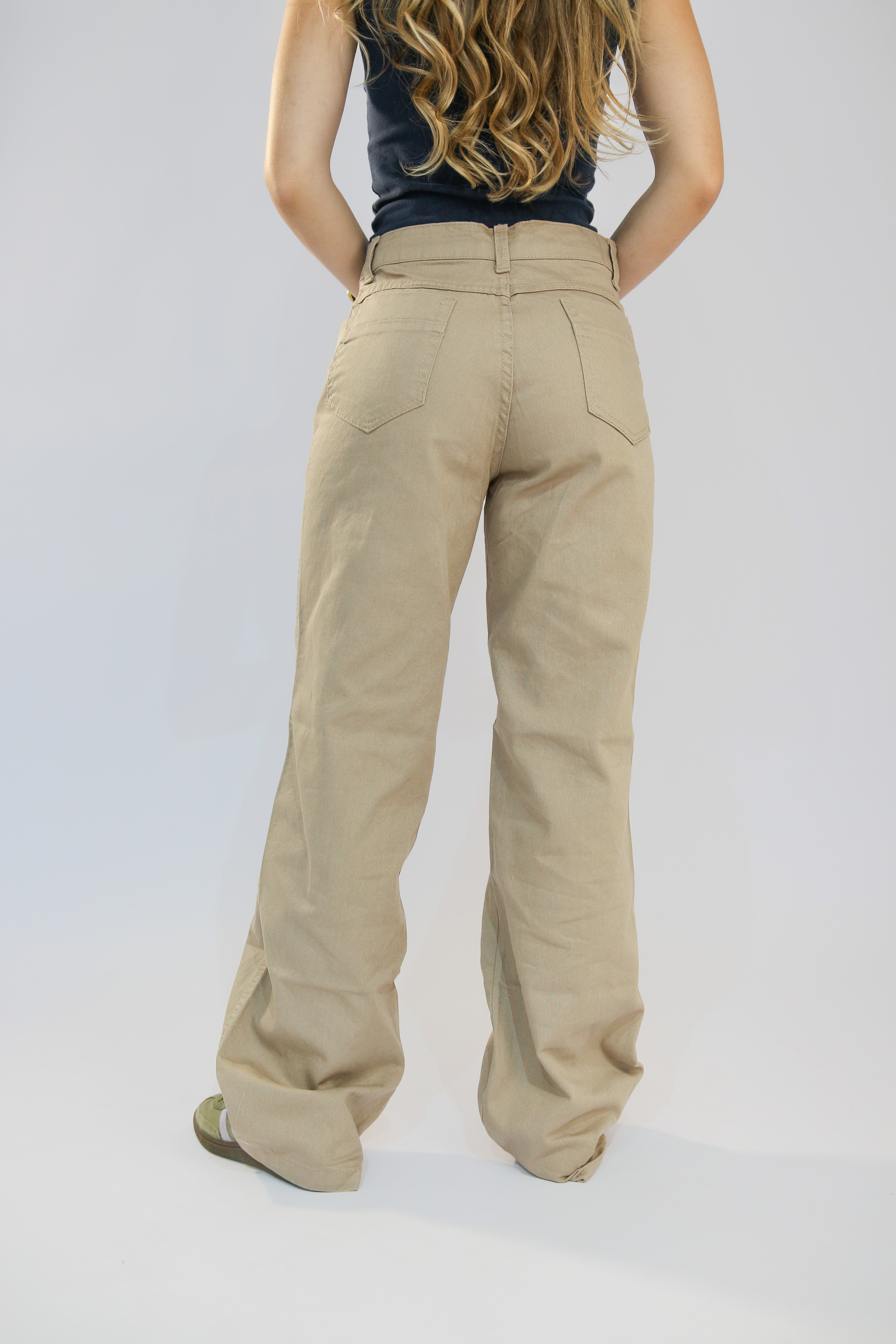 Calça Wide Leg Clássica Cáqui