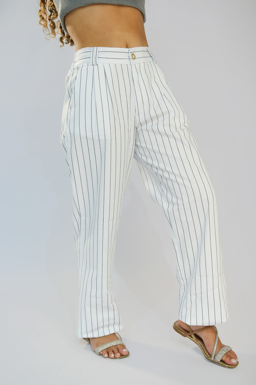 Calça Wide Leg Risca de Giz branca com Elástico