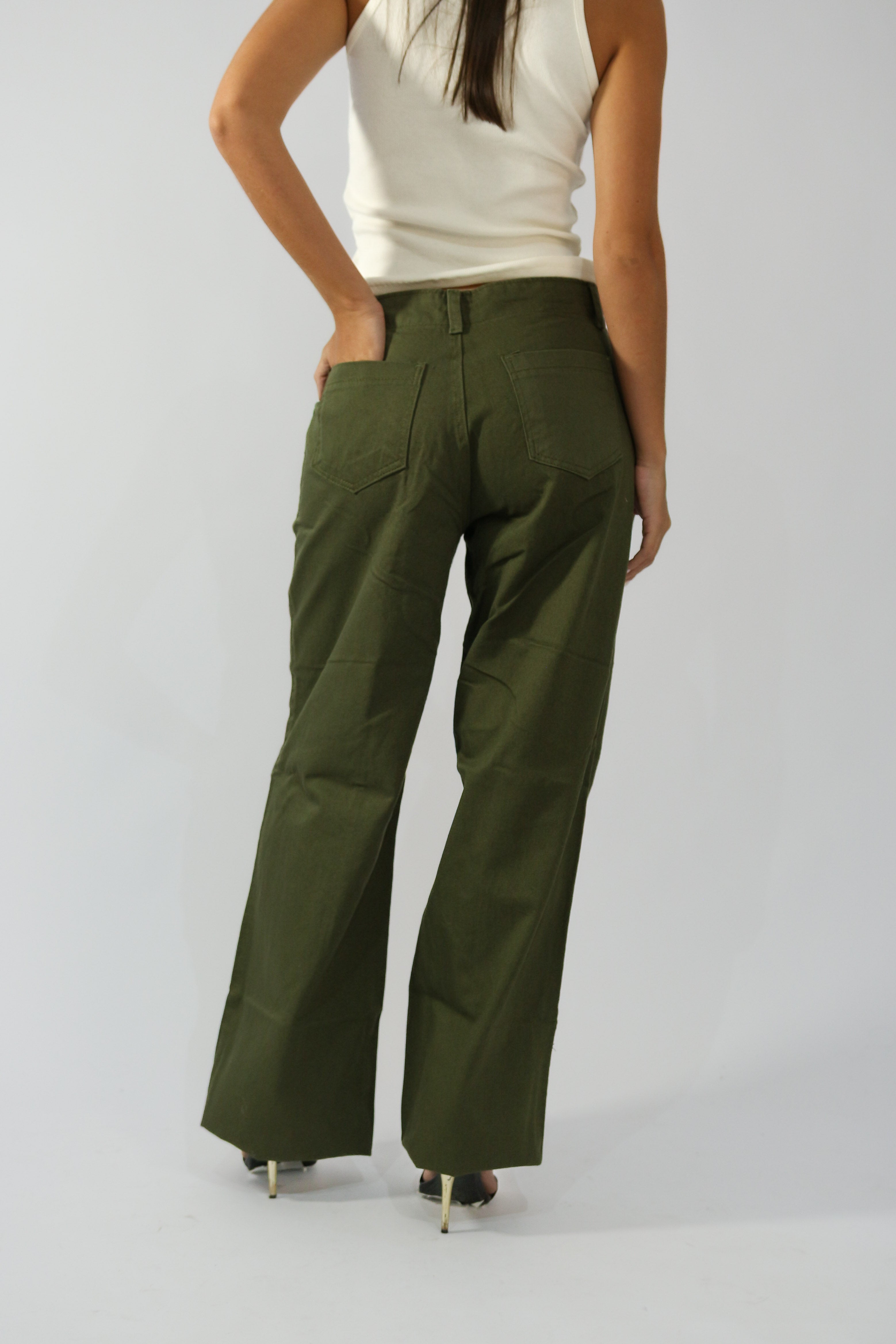 Calça Wide Leg Recorte Frontal Verde Militar