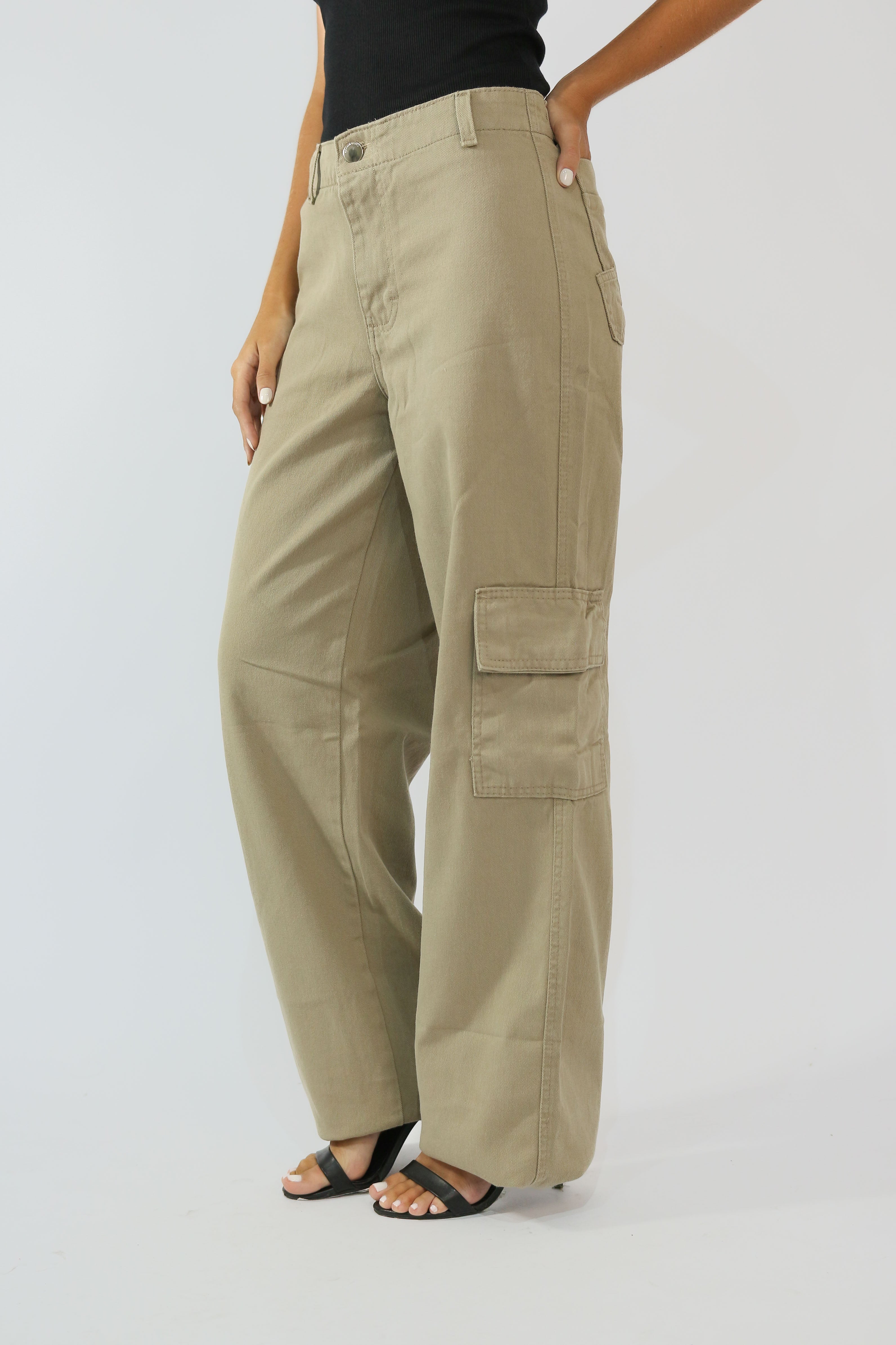Calça Wide Leg Cargo Sem Cós Cáqui