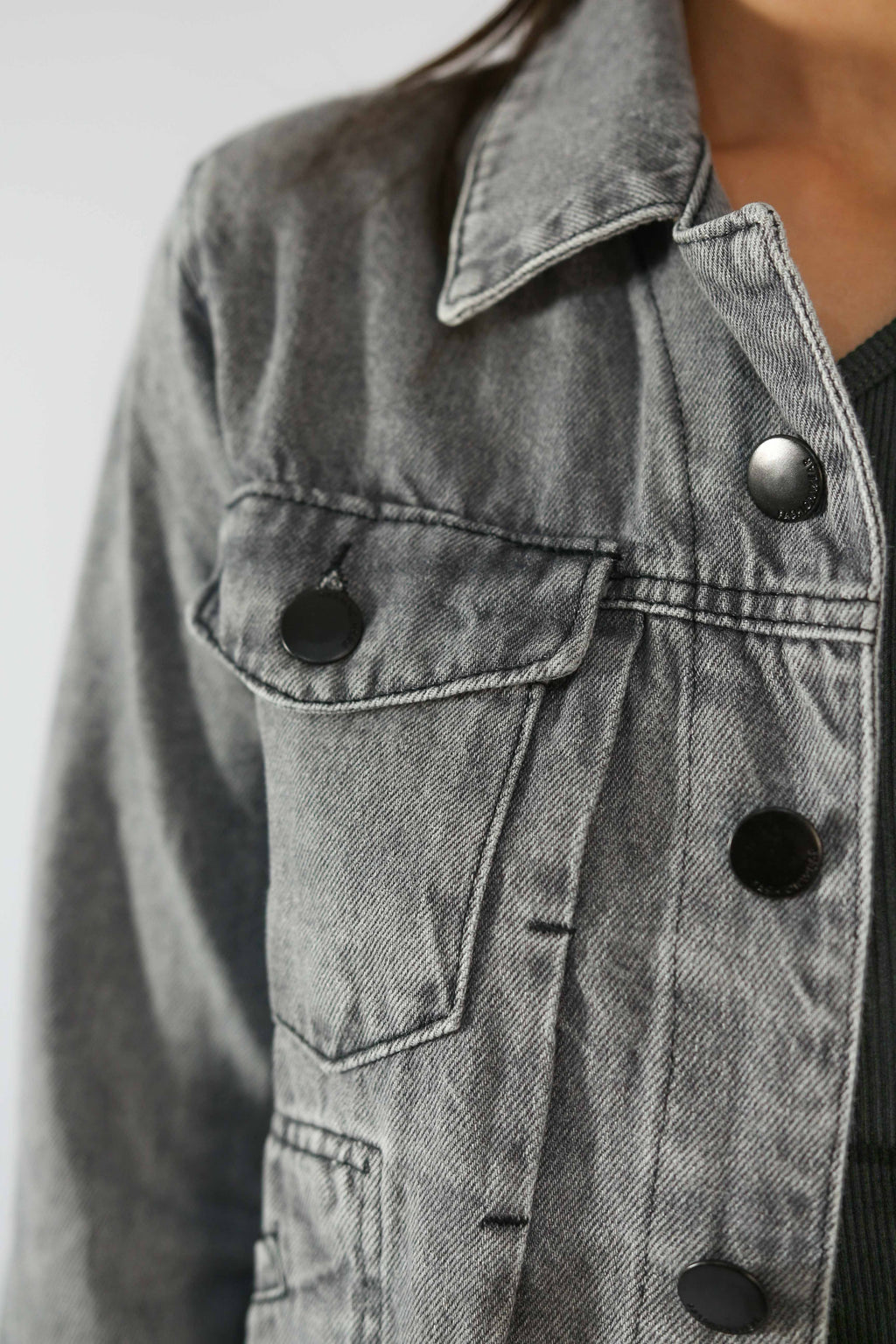 Jaqueta Jeans Preto Marmorizado
