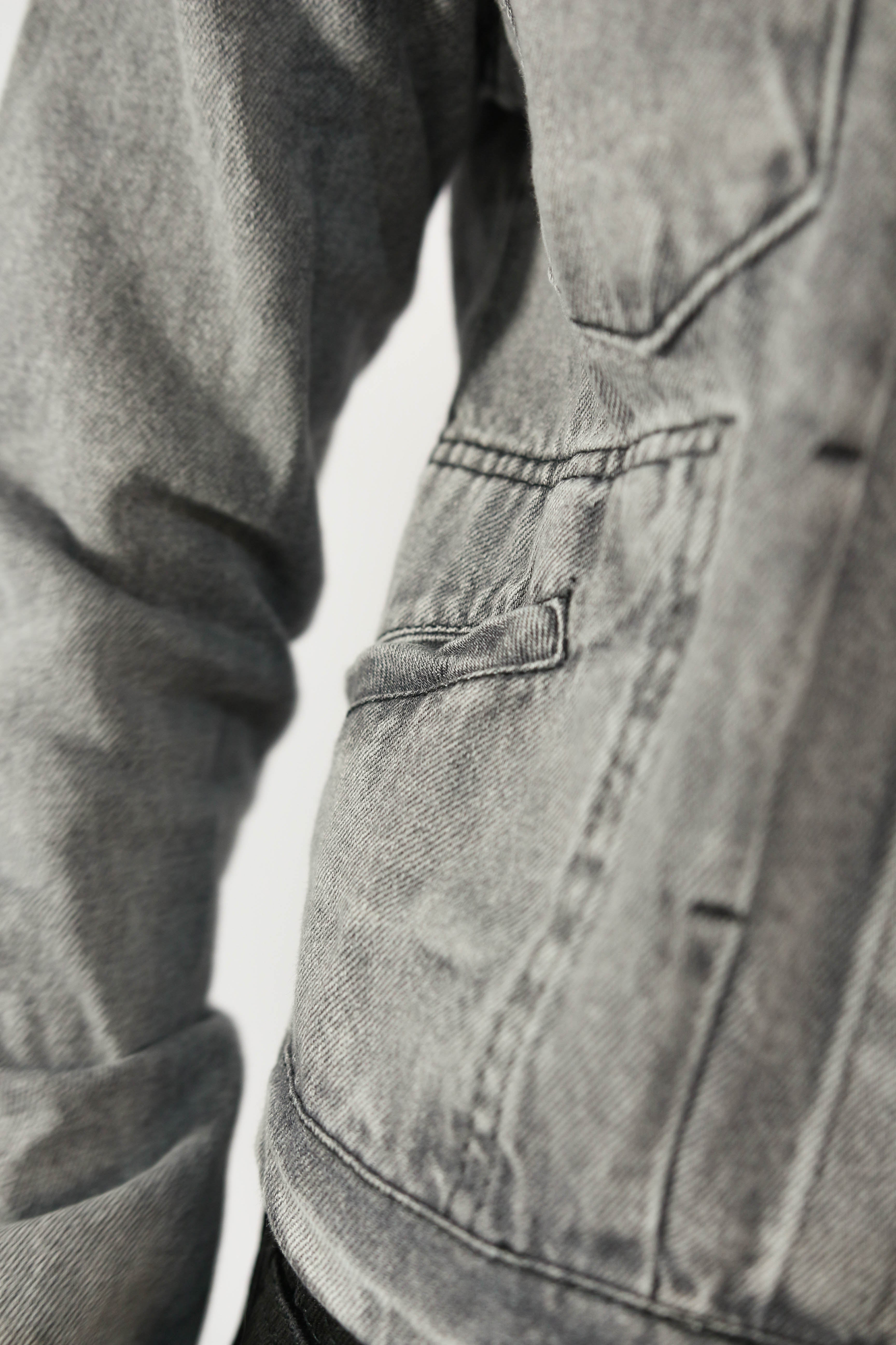 Jaqueta Jeans Preto Marmorizado