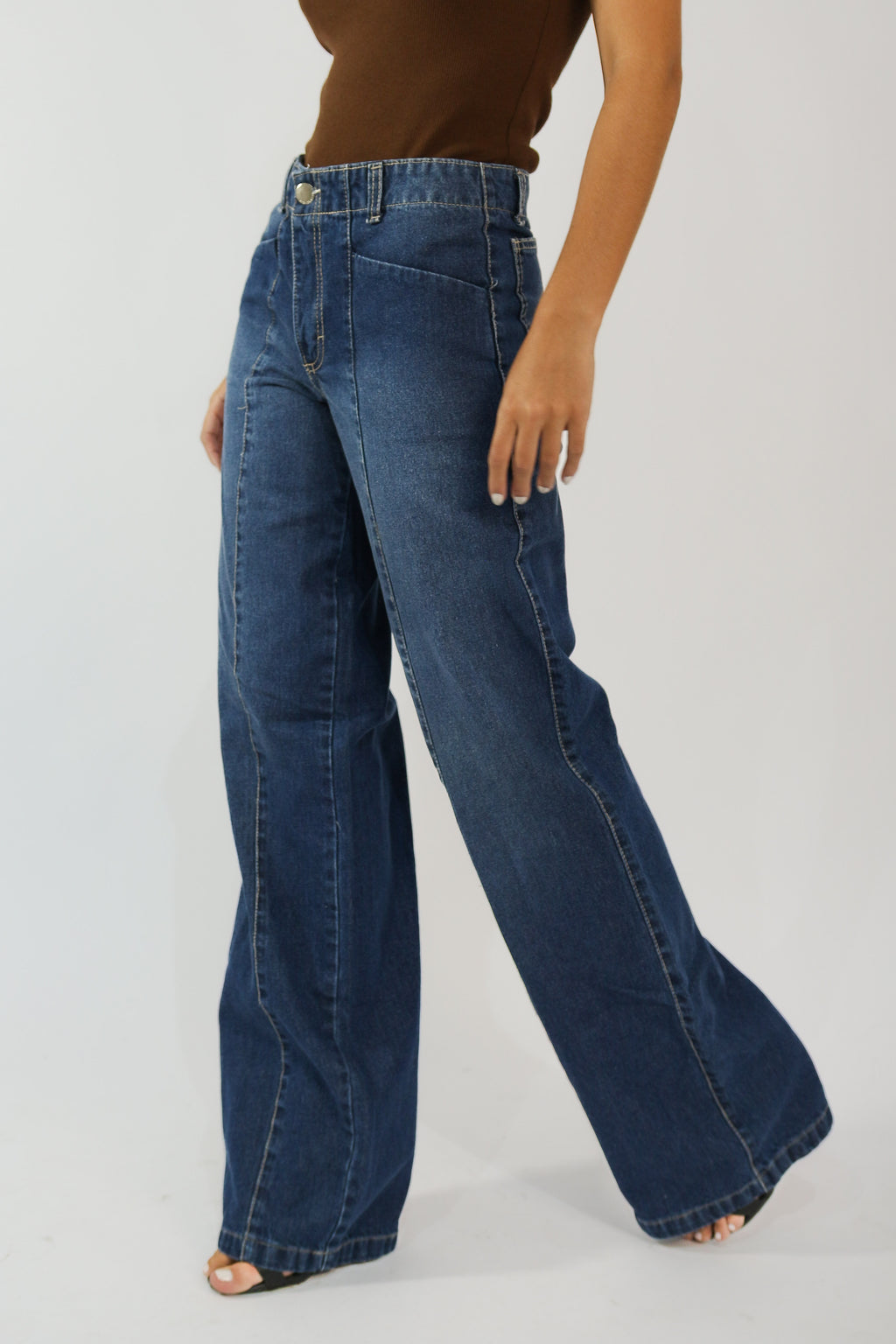 Calça Wide Leg Recorte Fronta Jeans Destroy
