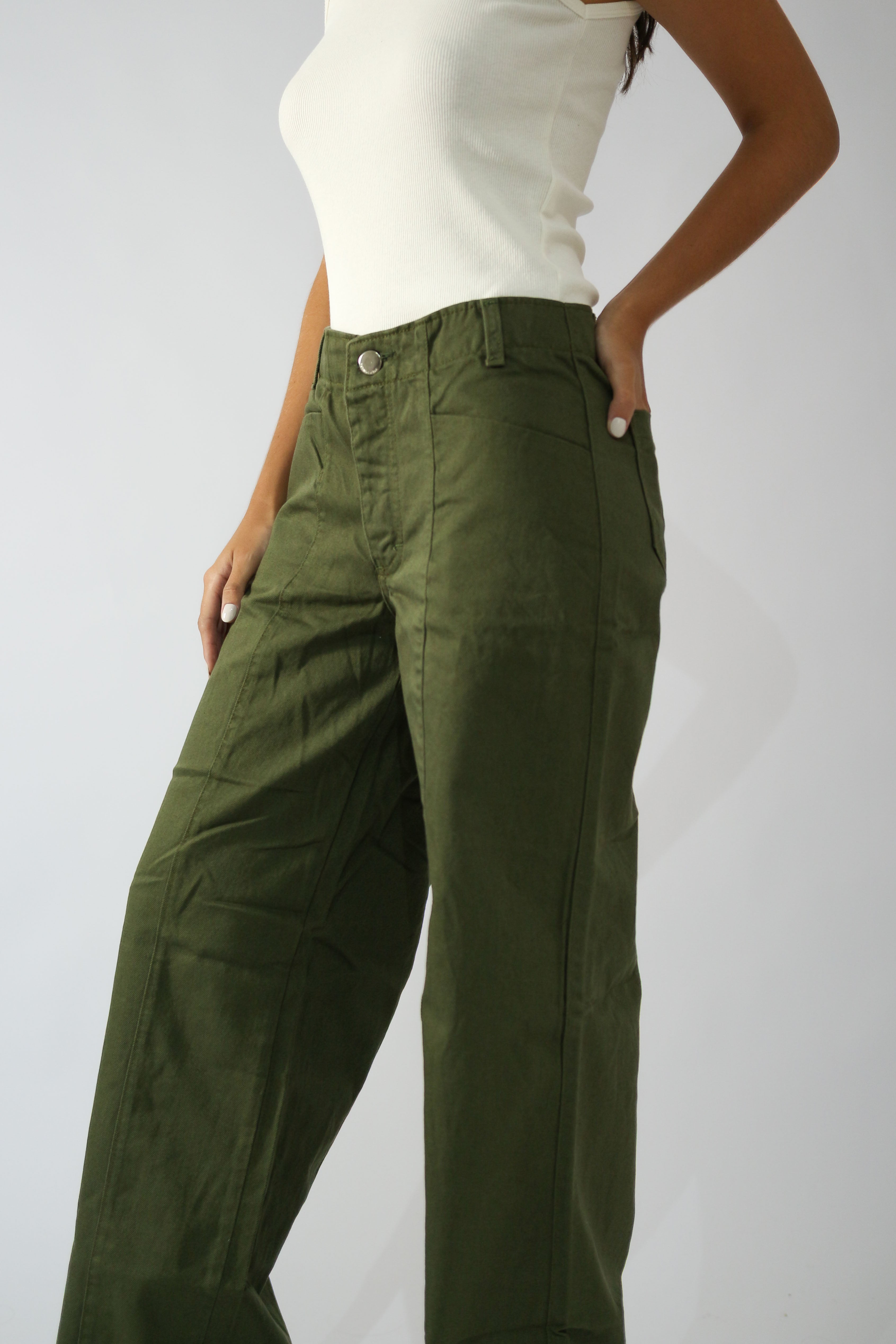 Calça Wide Leg Recorte Frontal Verde Militar