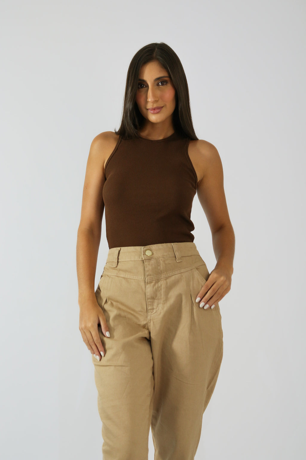 Calça Cenoura Cáqui