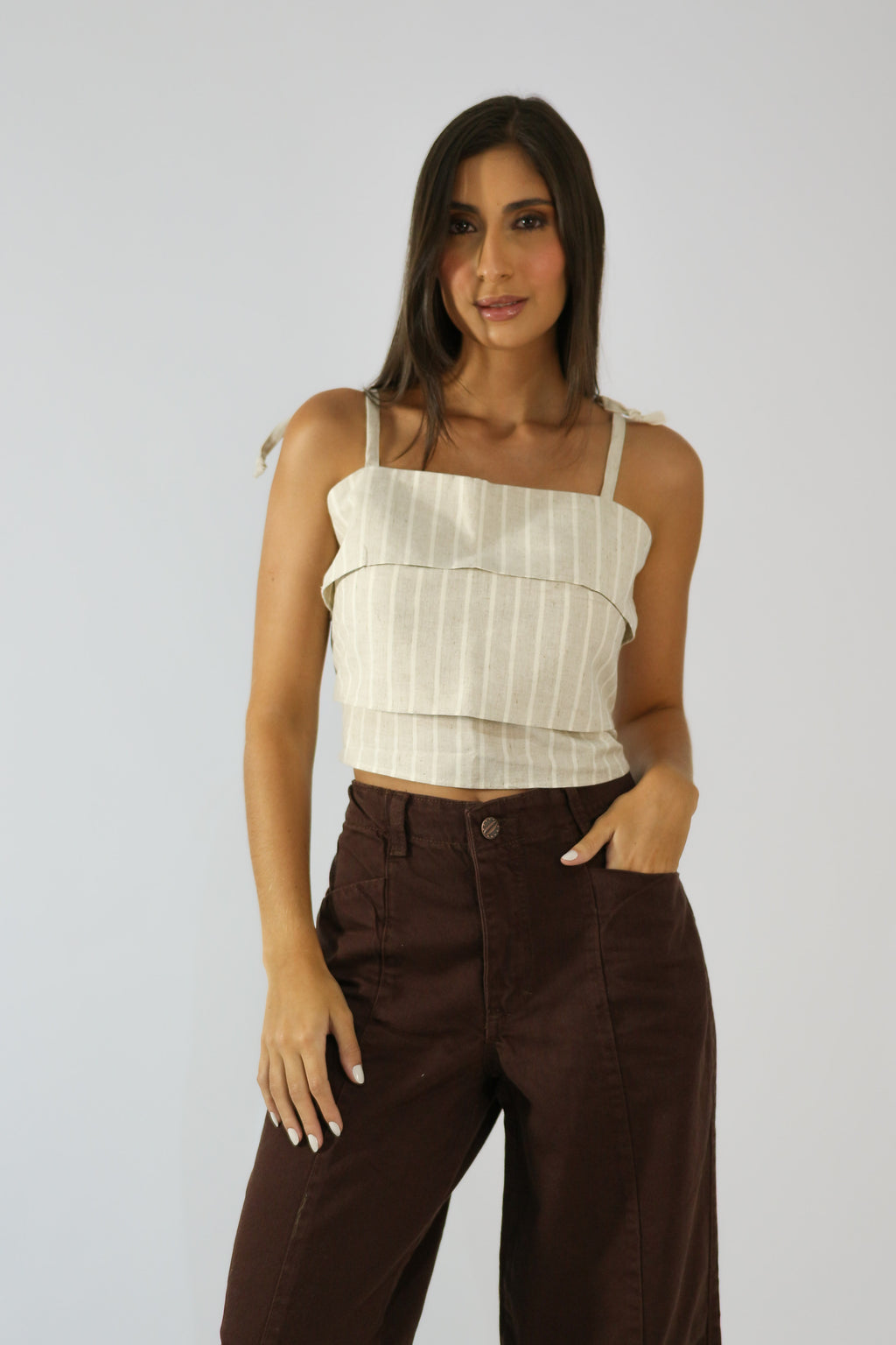 Calça Wide Leg Recorte Frontal Marrom